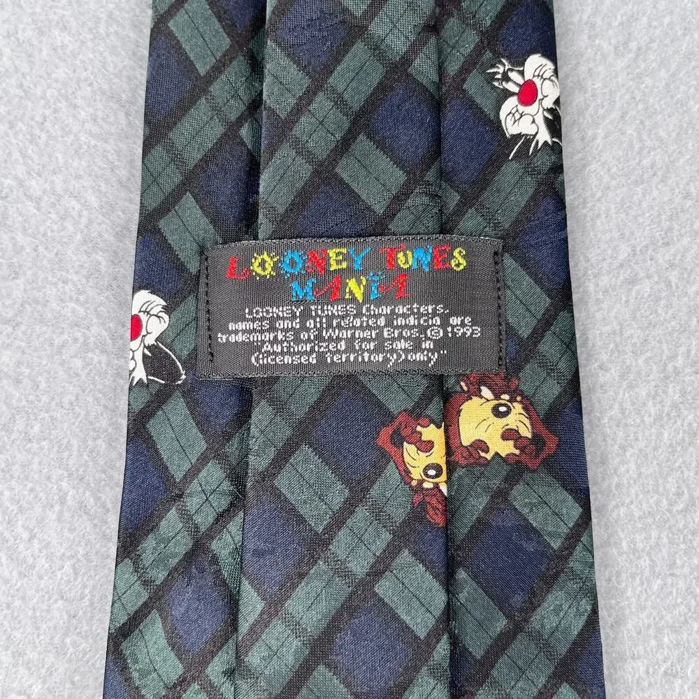 Vintage Looney Tunes Mania Tie Character All Over Print Blackwatch Plaid
